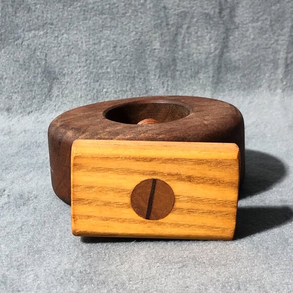 Vintage Wood Nutcracker Screw Twist Crank Pecan Walnut - Picture 5 of 7